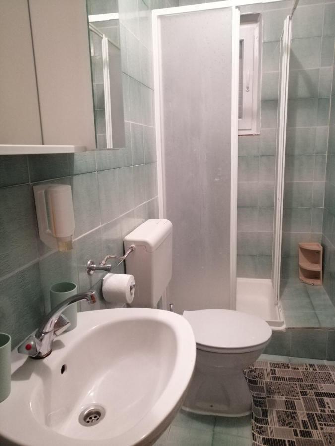 Smjestajni Objekt Padovan Banjol Exterior foto
